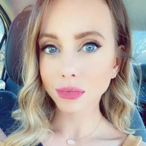 Meet your Posher, Makayla